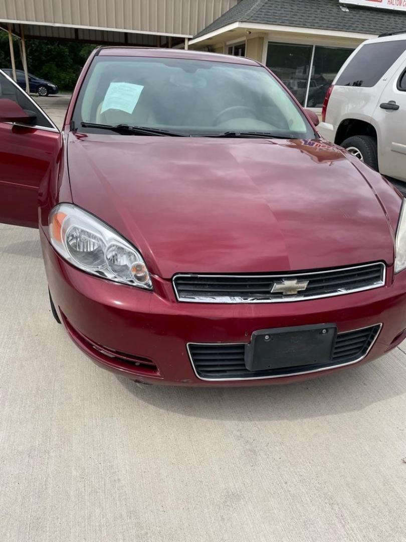 2008 RED CHEVROLET IMPALA LT (2G1WT58K081) with an 3.5L engine, Automatic transmission, located at 4415 NE 28th St., Haltom City, TX, 76117, (817) 222-9334, 0.000000, 0.000000 - Photo#5