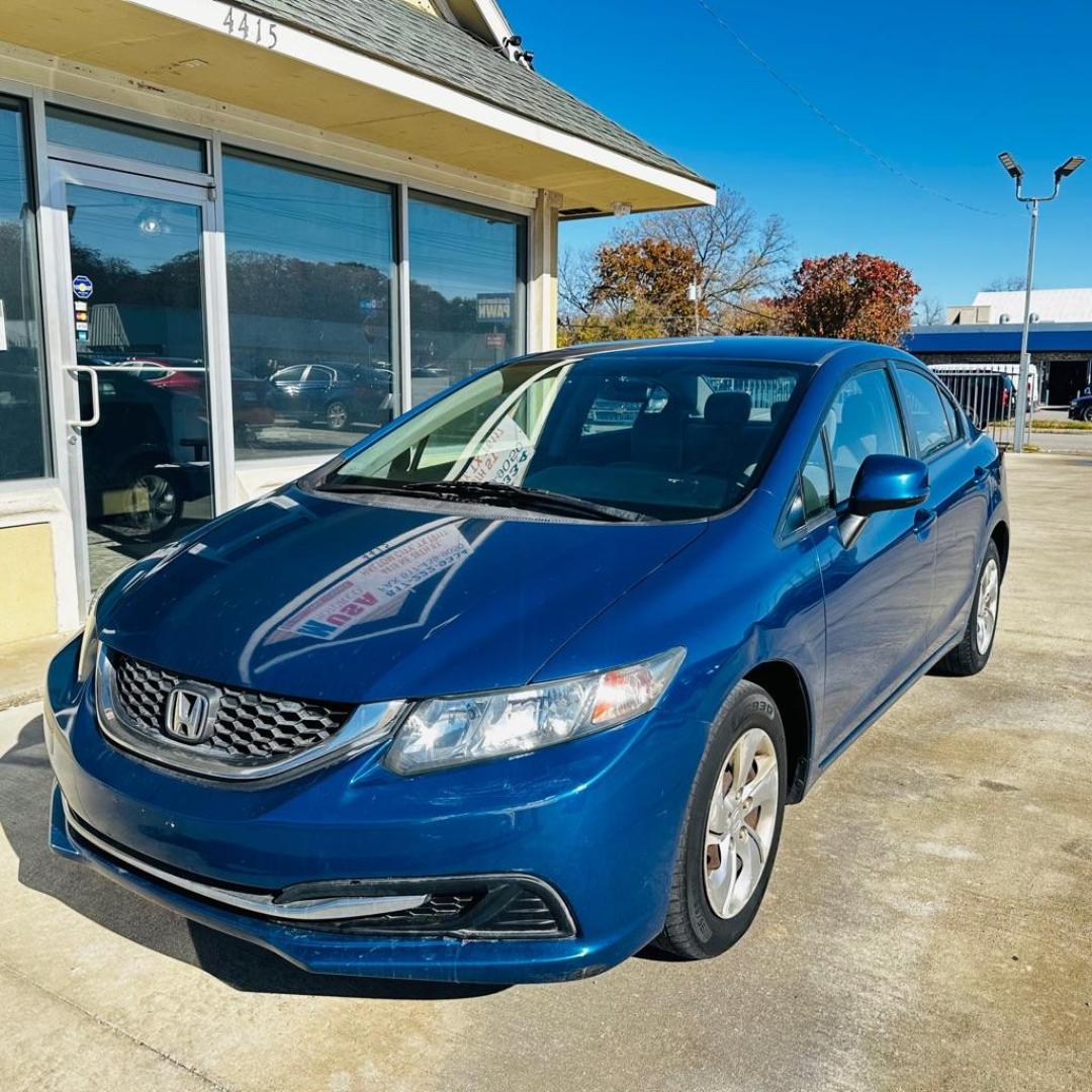 2013 BLUE HONDA CIVIC LX (2HGFB2F50DH) with an 1.8L engine, Automatic transmission, located at 4415 NE 28th St., Haltom City, TX, 76117, (817) 222-9334, 0.000000, 0.000000 - Photo#0